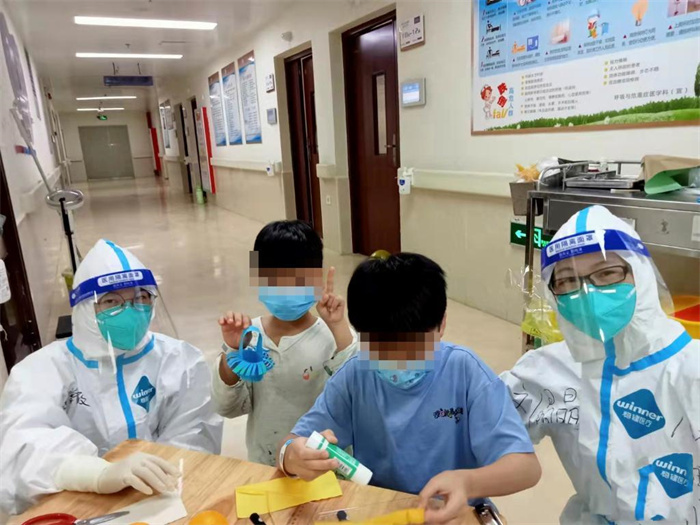 เทศกาลไหว้พระจันทร์ในห้องแยกรักษาผู้ป่วยโควิดเมืองผู่เถียน_fororder_jia-3