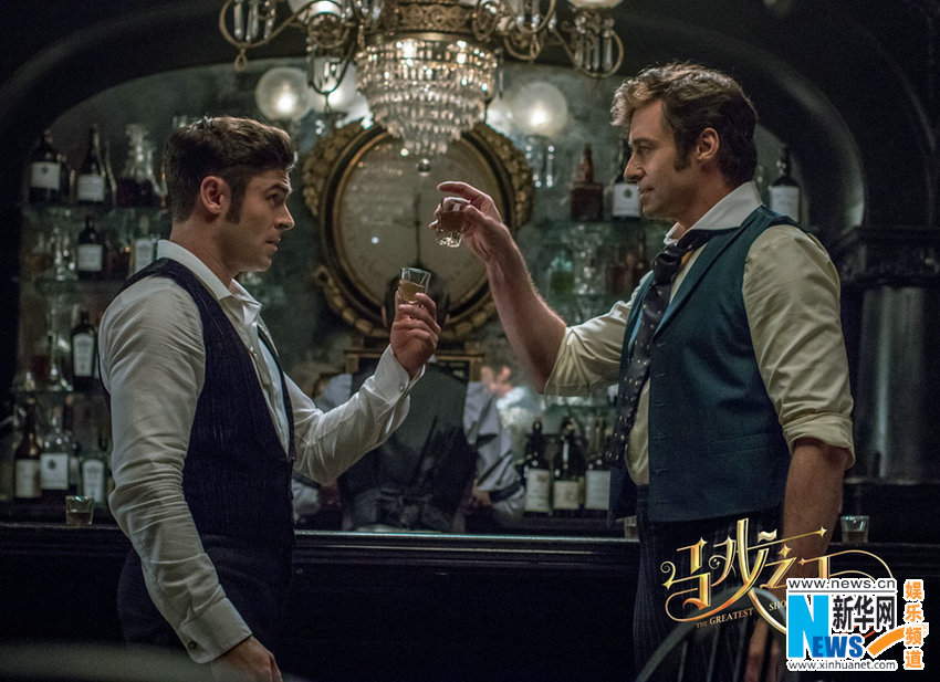 《马戏之王》曝人物海报 休·杰克曼时隔5年再度开嗓