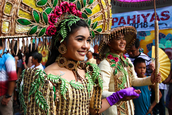 Ika-4 na Pestibal ng Pag-ani ng mga Magsasakang Tsino, dumating na; Pahiyas Festival sa Lucban, probinsyang Quezon_fororder_20210923Ani14600