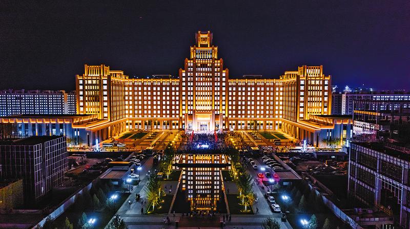 点亮西迁路 创业再出发 ——西咸新区沣西新城保障创新港建设纪实