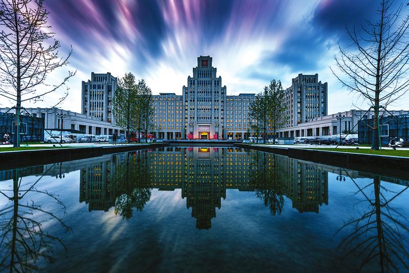 点亮西迁路 创业再出发 ——西咸新区沣西新城保障创新港建设纪实