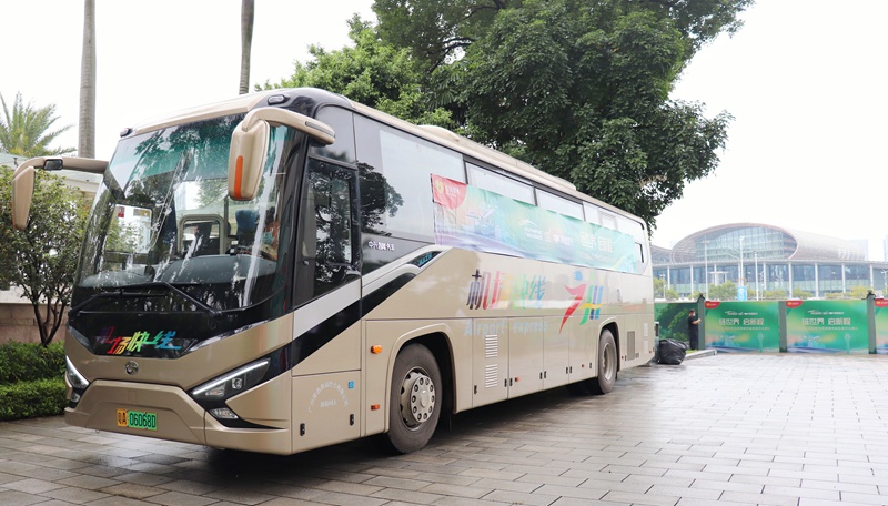 设在会展中心旁的广州白云机场琶洲城市候机楼投入运营