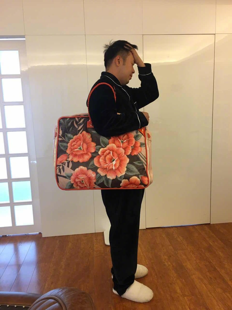 关键在气质杜海涛背2万多的包像几十块的