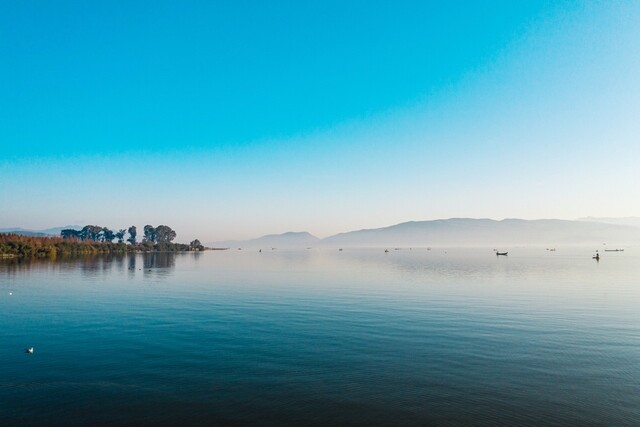 七彩云南 美丽澄江 见证生命起源 守护生物多样性