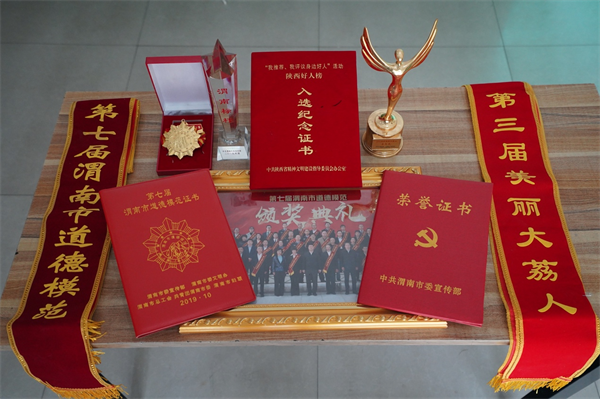 陕西大荔：沙窝窝里的农民标杆马文武_fororder_图片11