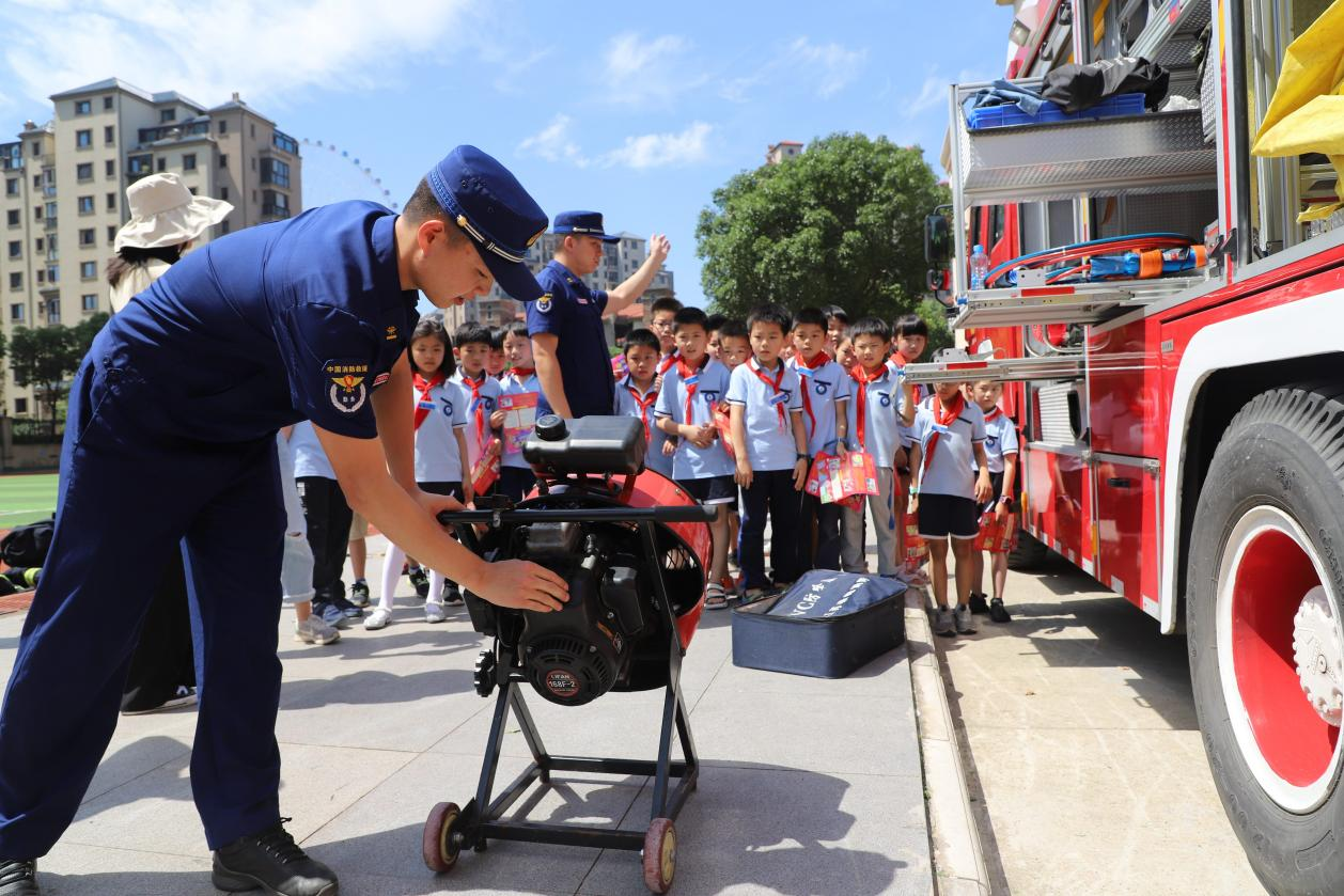 江西南昌市消防救援支队大院消防大队：用“苦干实干”换取群众“真心拥护”_fororder_图片1