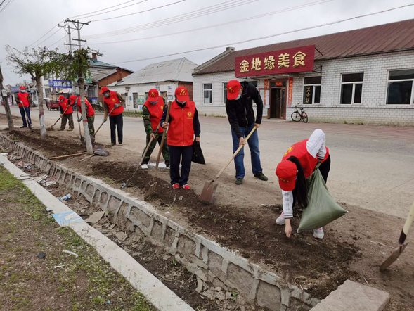 【OK】B【黑龙江】尚志市  “红马甲”在行动 助力脱贫攻坚改善人居环境