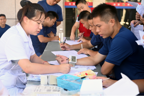 南昌高新区消防救援大队组织开展无偿献血活动