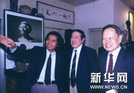 吴为山：为杨振宁先生塑像