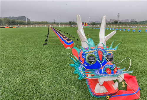 Makukulay na saranggola, sumahimpapawid sa Beijing International Kite Festival: pagpapalitang pampalakasan ng Tsina at ibat-ibang bansa, isinusulong_fororder_微信图片_202109281713353