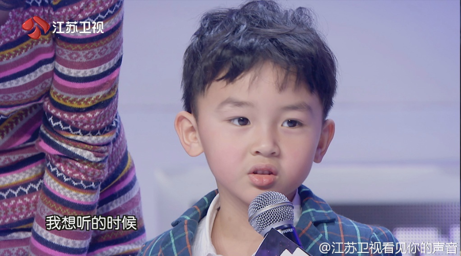 仲满唱歌惊呆范冰冰 儿子助威呆萌抢镜