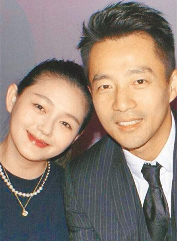 大s比汪小菲大5歲,結婚後,生了兩個娃,胖了好幾圈. 標籤: 伊能靜