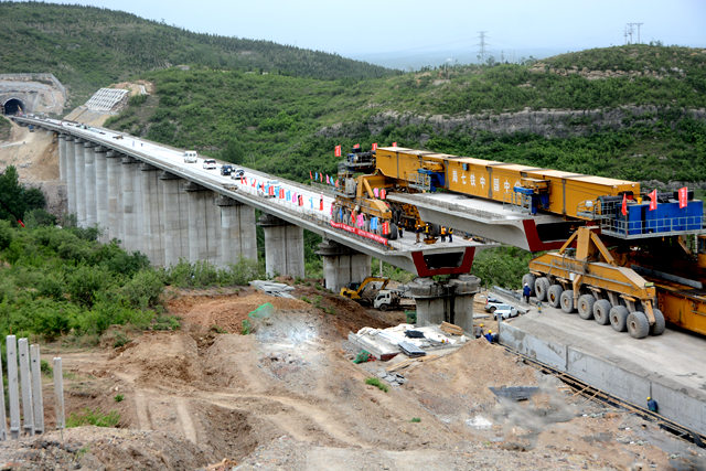 【圖説1】“太焦高鐵”完成全線橋梁架設 為2020年底建成通車奠定堅實基礎
