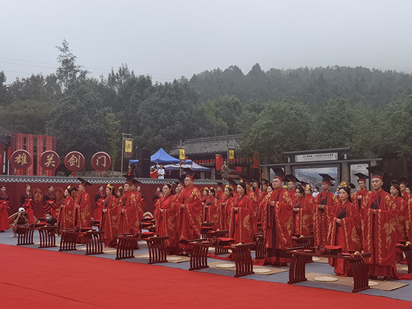 广元剑阁县百名青年体验传统汉式婚礼_fororder_汉式礼仪