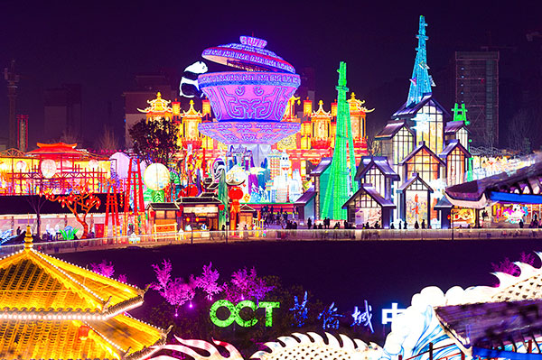 第27届自贡灯会进入倒计时 将于10月7日闭幕_fororder_1自贡国际恐龙灯会（摄影-廖志全）