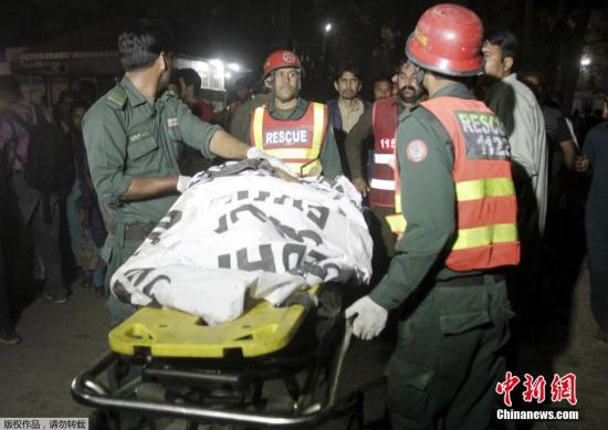 巴基斯坦公园遭恐袭致72人遇难 死伤者多为妇孺