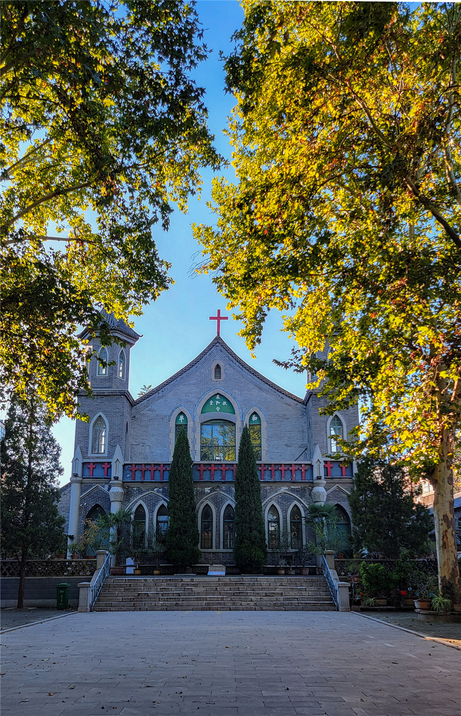 【原创】潍坊市青州市青州古城：历经千年 古朴之中散发浓厚文化气息_fororder_古城内的基督教堂