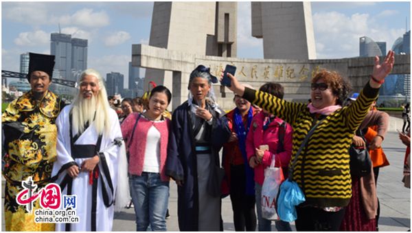 安徽古代名流上海街頭群體嘻哈 為生活添點彩