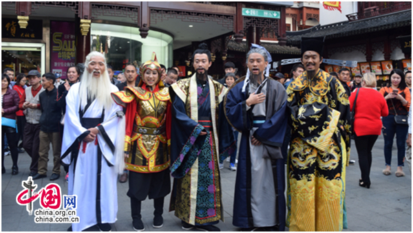 安徽古代名流上海街头群体嘻哈 为生活添点彩