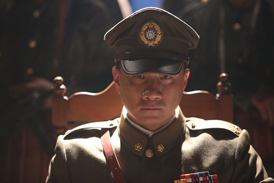 硬汉胡军走心演技获赞 铁血与柔情面面俱到