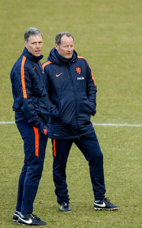 克鲁伊夫衣钵传承 瓜迪奥拉范巴斯滕领衔12门徒 克鲁伊夫衣钵传承 瓜迪奥拉范巴斯滕领衔12门徒