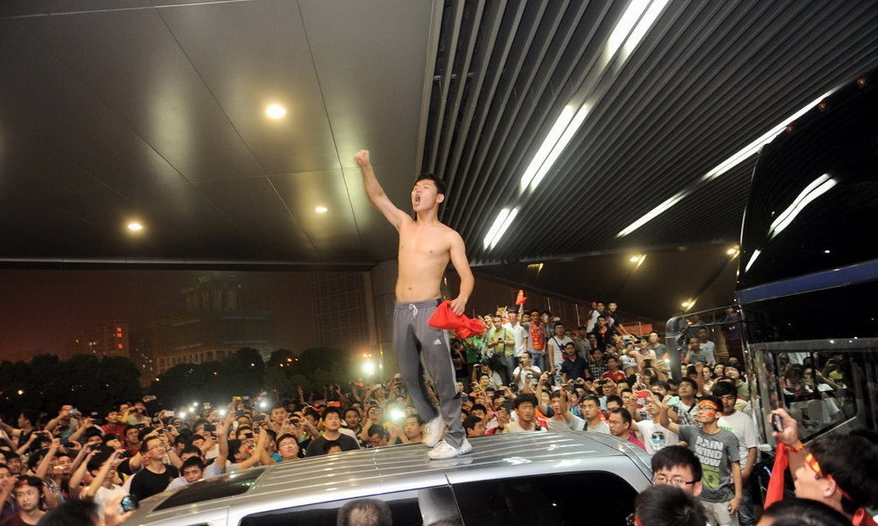 痴心不改!渴望世界杯的中国球迷