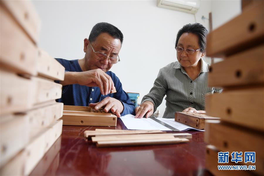 雕版印刷大师陈义时：毕生守祖艺 “拳刀”传非遗