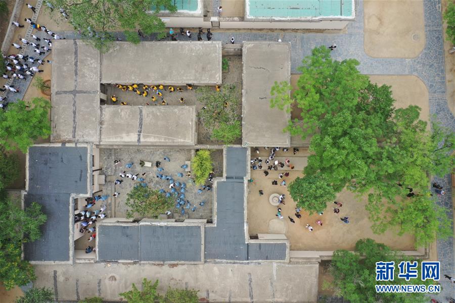 西柏坡迎来红色旅游潮