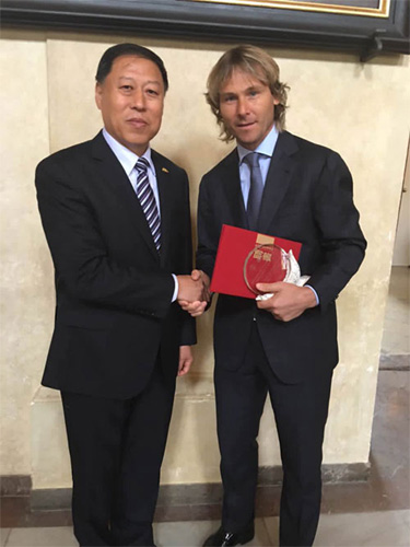 图片默认标题 图片默认标题