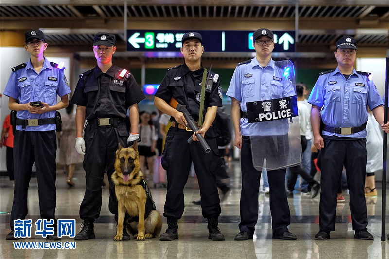 地下卫士:你所不知道的南京地铁警察