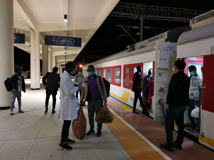 携手抗疫 中国企业与埃塞俄比亚共战疫情