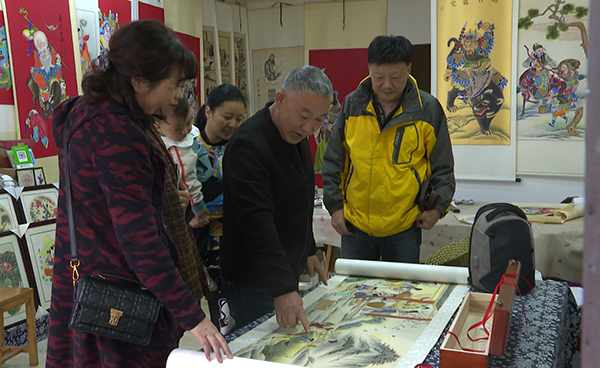 历时2个月 7米长卷绵竹年画《茶乡春晓》绘制完成_fororder_mmexport1635562852520