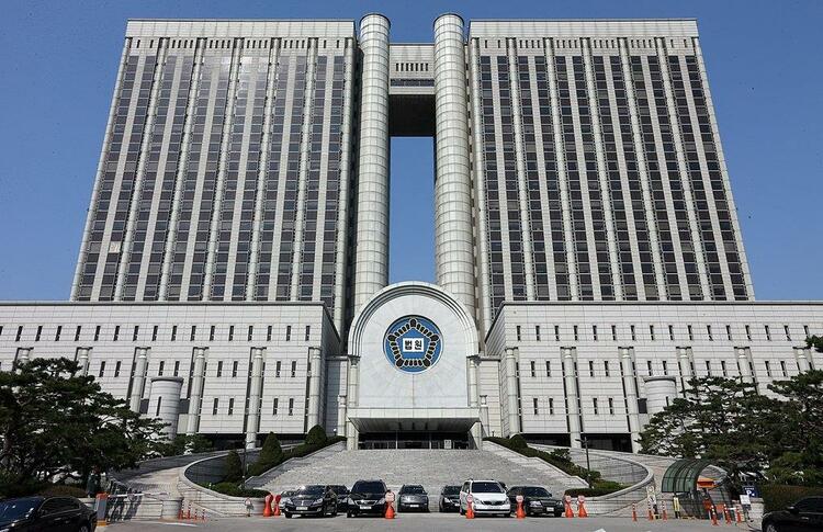 报道称,美国中央情报局在韩国设立分支机构搜集情报一事,日前经由