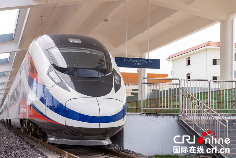 中老铁路“澜沧号”动车组正式交付_fororder_yl2021101600304