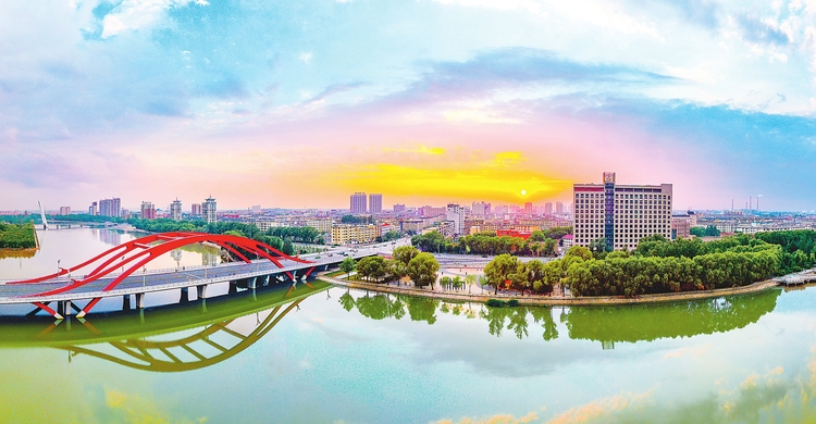 梅河口市：一城山水一城景