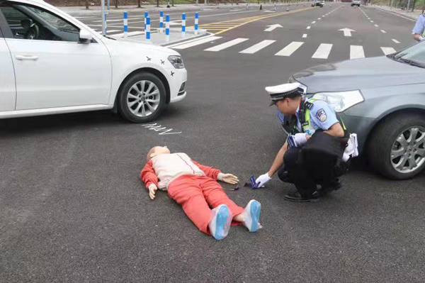 【原創】重慶市墊江縣交巡警榮獲賽區交通事故現場勘察比武競賽第一名_fororder_圖片1