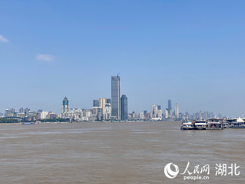 武汉开出长江生态补偿“奖罚单” 提升水质改善成效