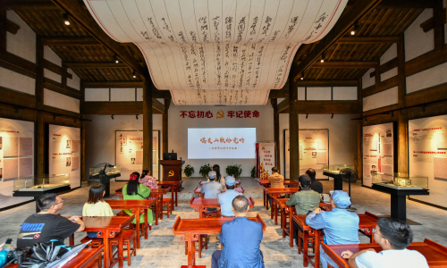 江西百县百日文旅消费季铅山县分会场开展“新百年新百景 铅山旅游新体验”主题宣传推广活动