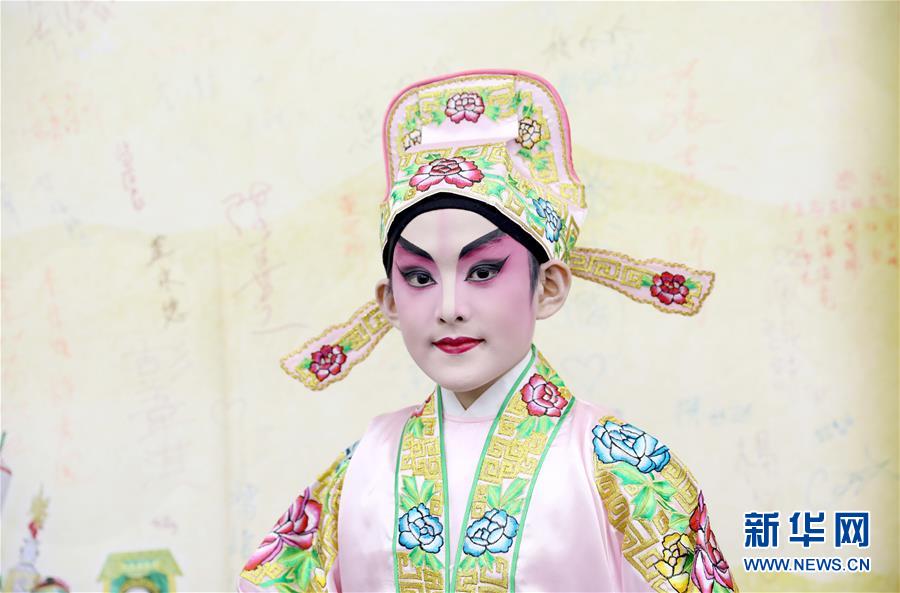 香港粤剧传承：小小少年的“梨园梦”