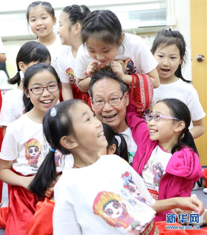 香港粤剧传承：小小少年的“梨园梦”