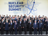 习近平出席第四届核安全峰会