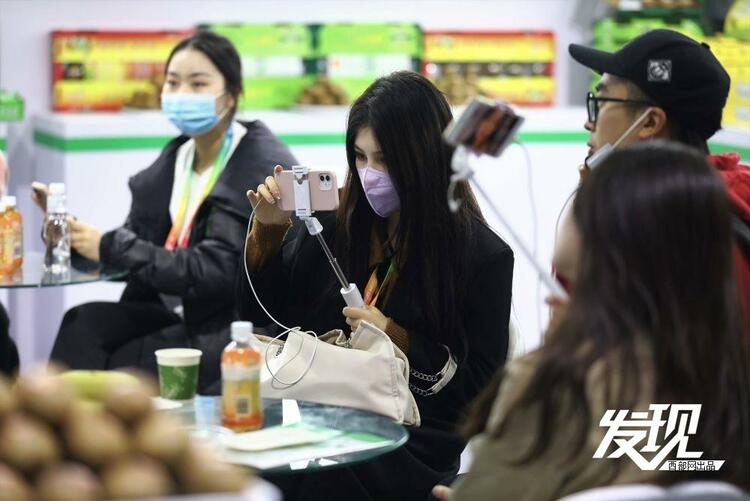 “云上”农高会 主播带货成新趋势