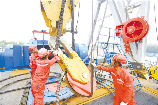 荆州石油产业700多种产品畅销40多个国家地区_fororder_01