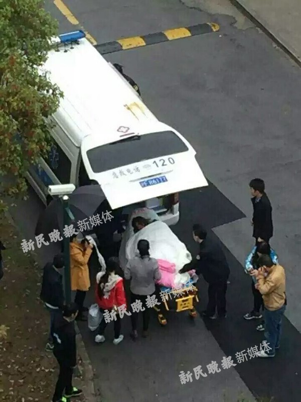 上海理工大学一女生在宿舍坠楼