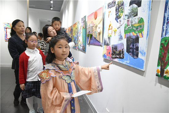 2021首届“童画江南”艺术作品展在苏州工业园区开幕_fororder_6