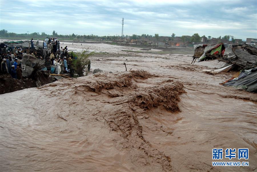 巴基斯坦多地强降雨致49人死亡