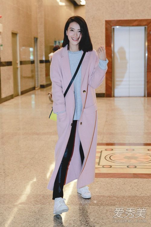 高圆圆最新街拍上线 各种美搭看不腻