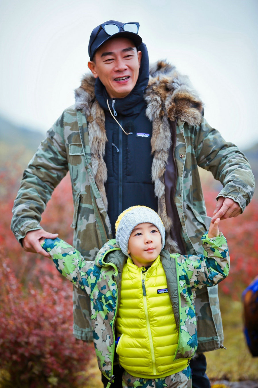 《爸爸5》Jasper小喇叭上线 皱眉喊话陈小春