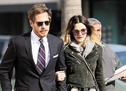 德鲁-巴里摩尔宣布离婚：感觉自己是失败者