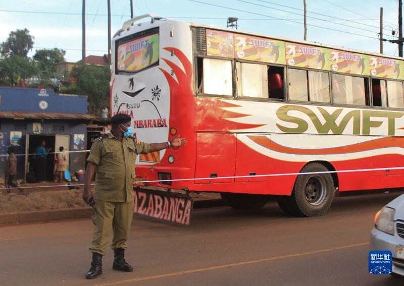 Uganda: Mutane 2 sun rasa rayukansu cikin fashewar babbar mota mai daukar fasinja_fororder_1127995065_16352032106491n